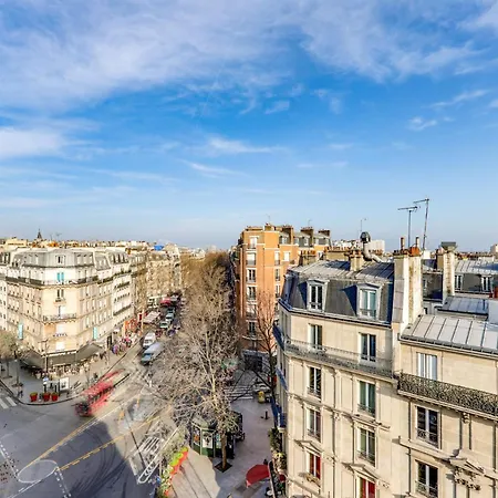 Lumineux Avec Balcon * Paris